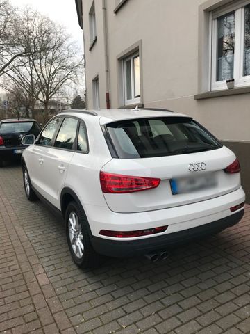 Audi Q3, neuwertig, original 52000 Km