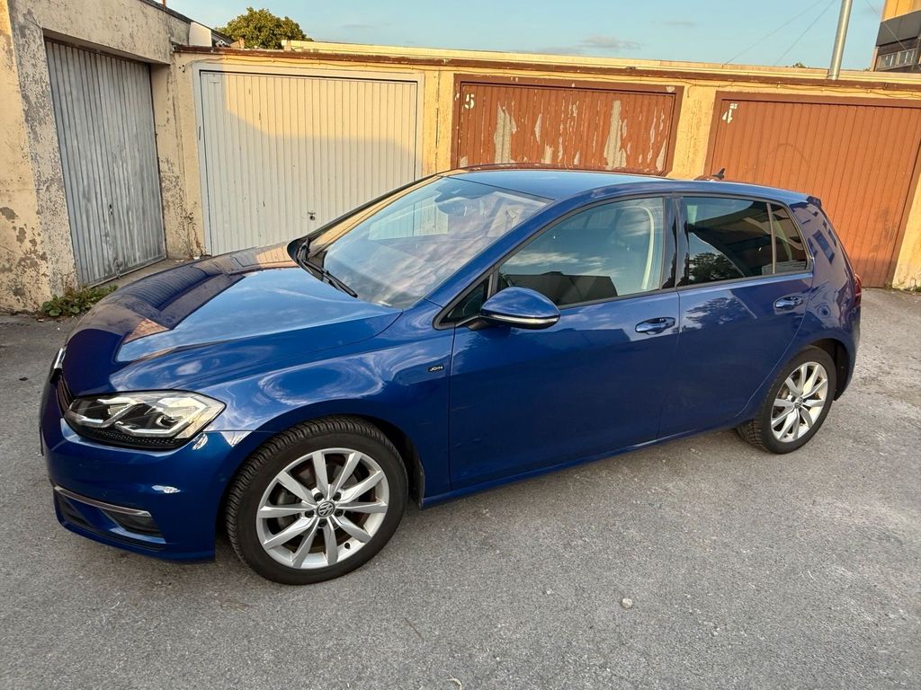 Image of Volkswagen Golf