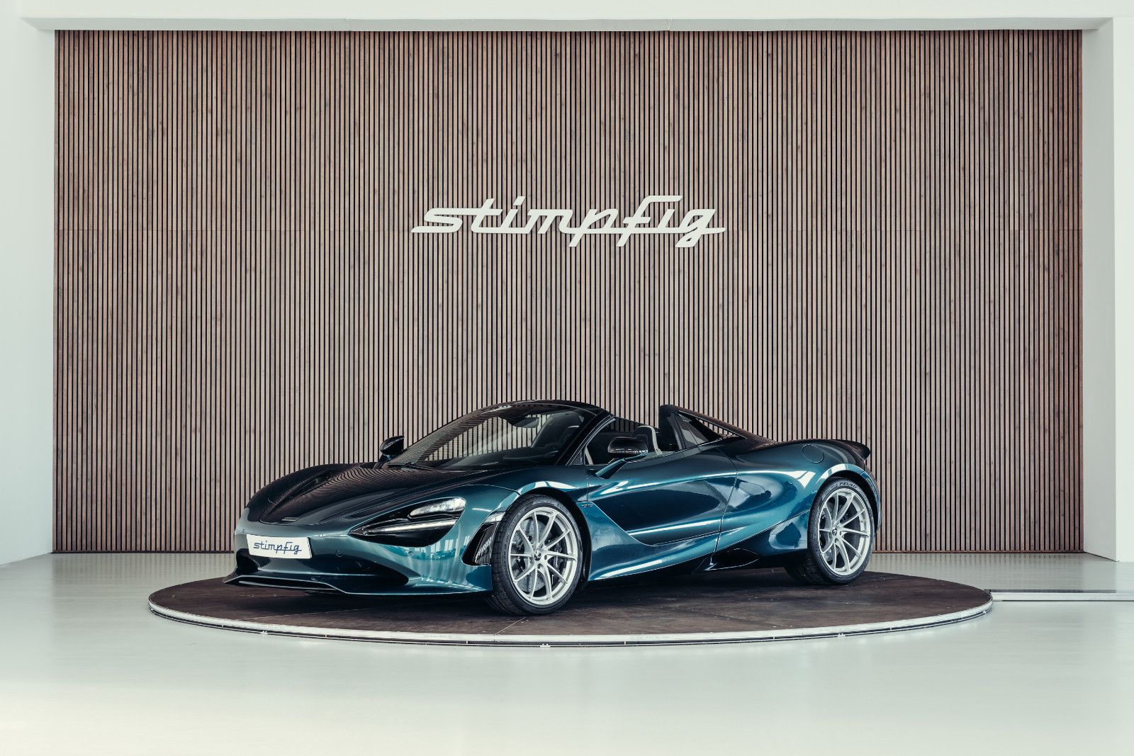 MCLAREN 750S
