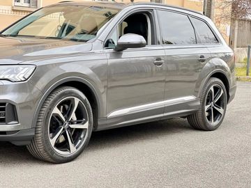 Audi Q7 - 9