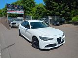 Alfa Romeo Giulia Super Navi Leder Service H. neue zanrieme - Alfa Romeo in Saarbrücken