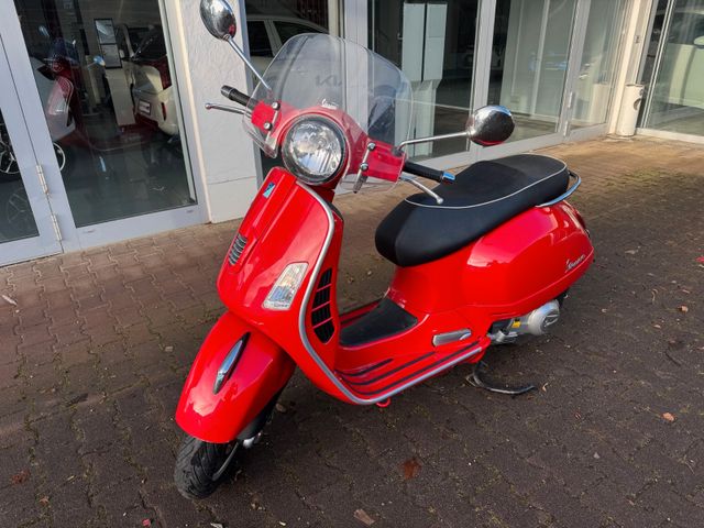 Vespa GTS SUPER 300