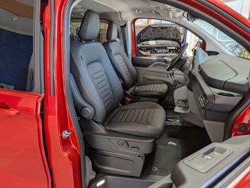 Ford Tourneo Custom Tit. 2.0 L2 NEUES MODELL