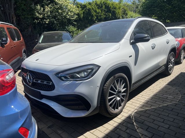 Mercedes-Benz GLA 250 AMG-line*MBUX*R.Cam*Pano*LED*DAB*SHZ