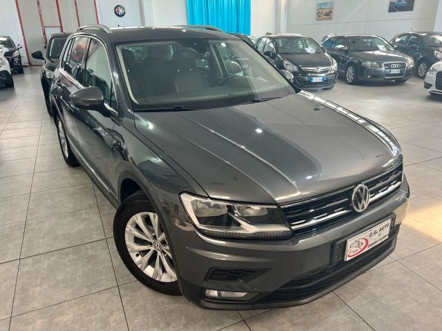 Volkswagen Tiguan 1.6 116 CV - Business BlueMoti