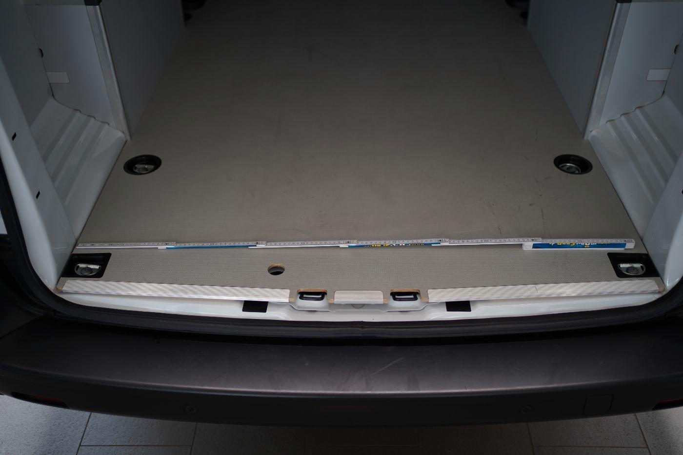 Peugeot Expert DoKa L3 BlueHDi 180 EAT8 Doppelkabine