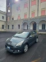 Peugeot 5008 2.0 HDi 150CV Premium 7 posti - Peugeot 5008 Premium mit Diesel-Antrieb