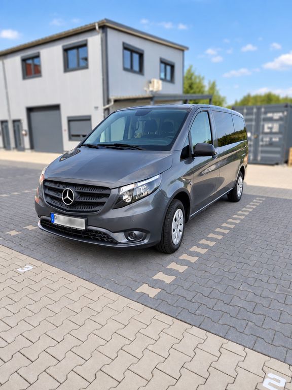 Image of Mercedes-Benz Vito