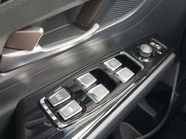 KGM Korando ESSENTIAL 1.5 NAVIDABSHZKAMERAALU