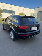 Audi Q73.0 TDI Quattro 5 Sitze. Voll Ausst... - gebrauchte Audi Van