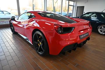 2015 Ferrari 488 GTB 照片 5