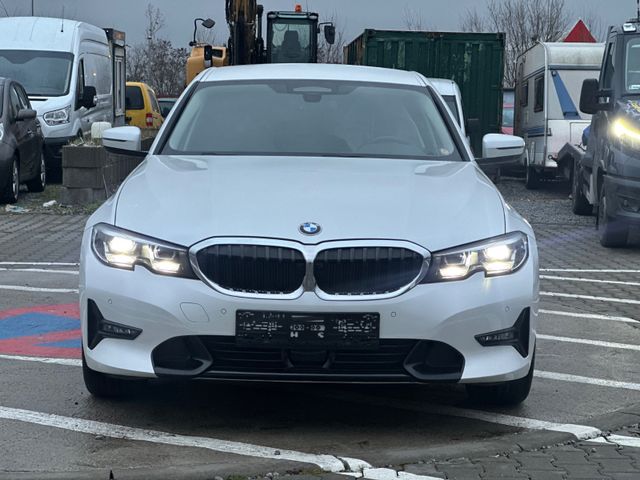 BMW 320 Baureihe 3 Lim. 320 d Sport Line*LEDER*NAVI*