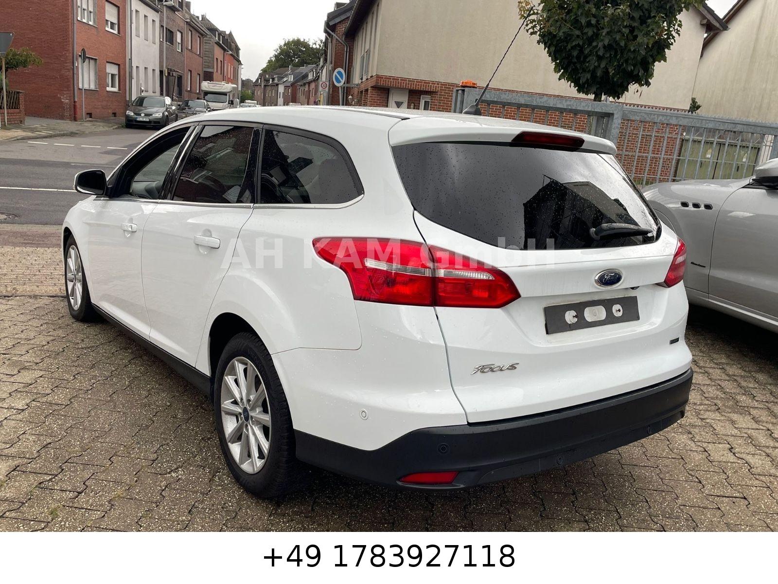 Ford Turnier Titanium Text Lesen