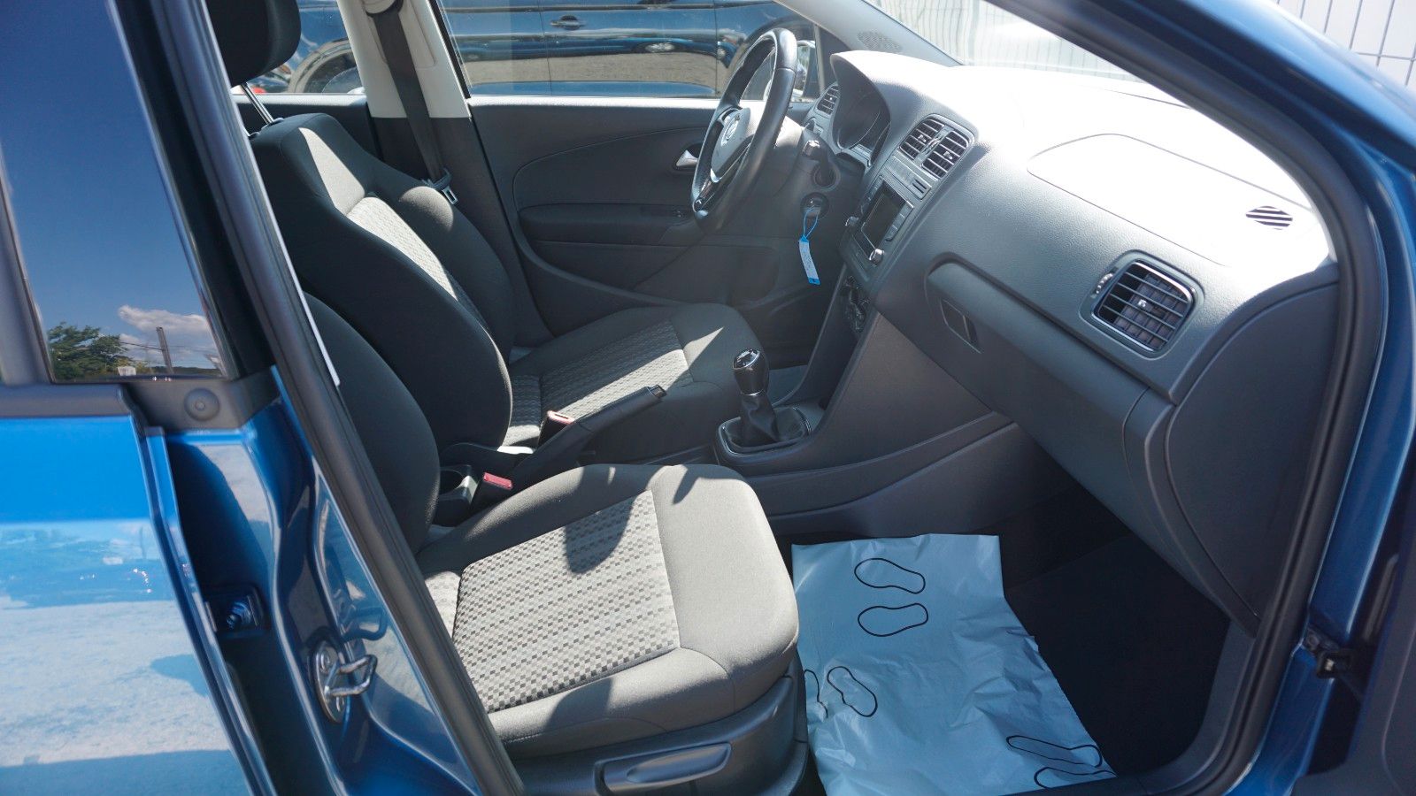 Fahrzeugabbildung Volkswagen Polo V Trendline BMT/Start-Stopp, Scheckheft