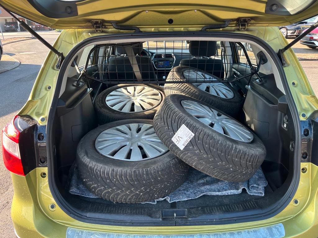 Suzuki SX4