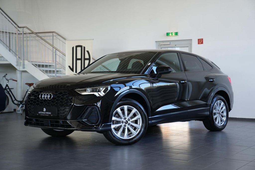 Image of Audi Q3