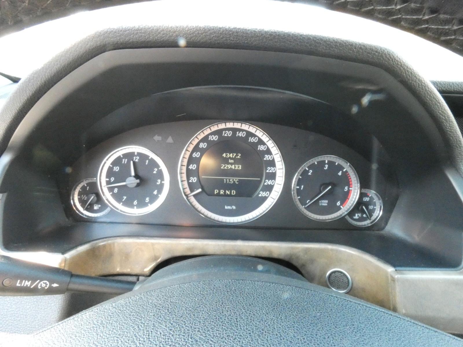 Mercedes-Benz E 220 E Limousine E 220 CDI BlueEfficiency