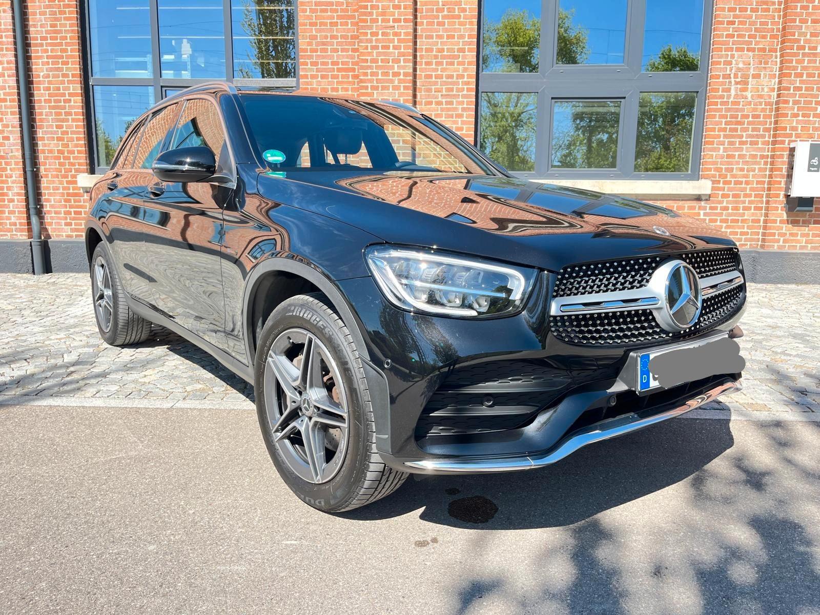 Mercedes-Benz GLC 300eMATIC AMG-Line/MBUX//LED/AHK/KAMERA