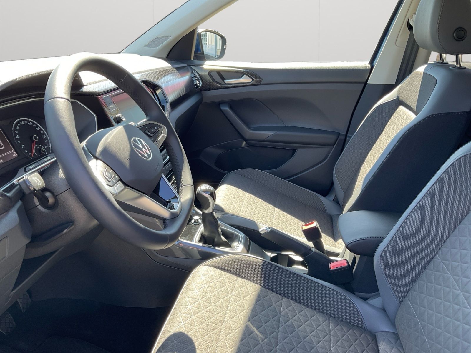 Volkswagen T-Cross - Bild 9