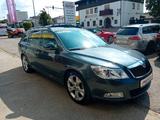 Skoda Octavia Combi Elegance - gebrauchte Skoda Octavia aus dem Jahr 2010