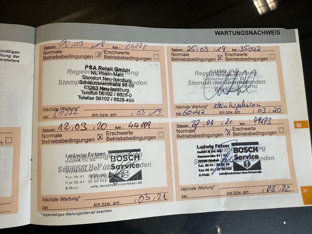 Fahrzeugabbildung Citroën C4 Cactus Shine/ KAMERA/NAVI/8.FACH BEREIFT