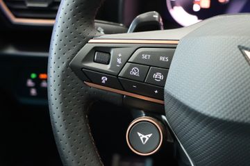 Cupra Leon Sportstourer 1.5 AHK Kamera elek. Sitz