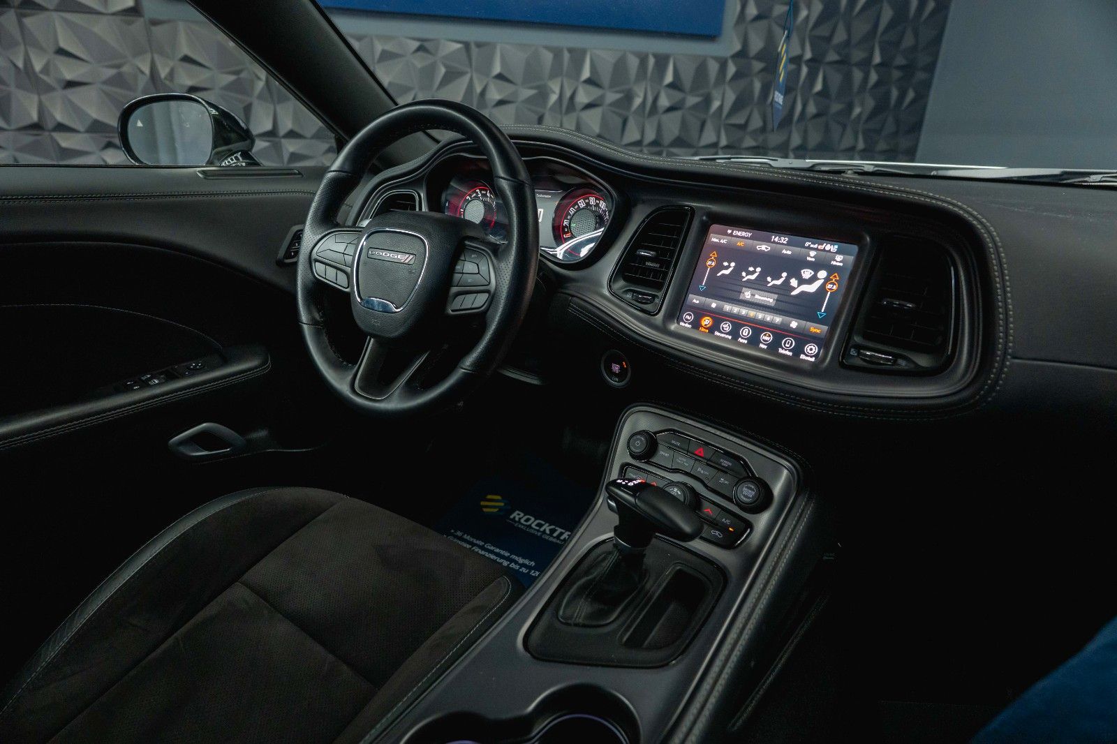 Fahrzeugabbildung Dodge Challenger 5.7 V8 R/T+ SRT WIDE BODY *LED*3tkm*