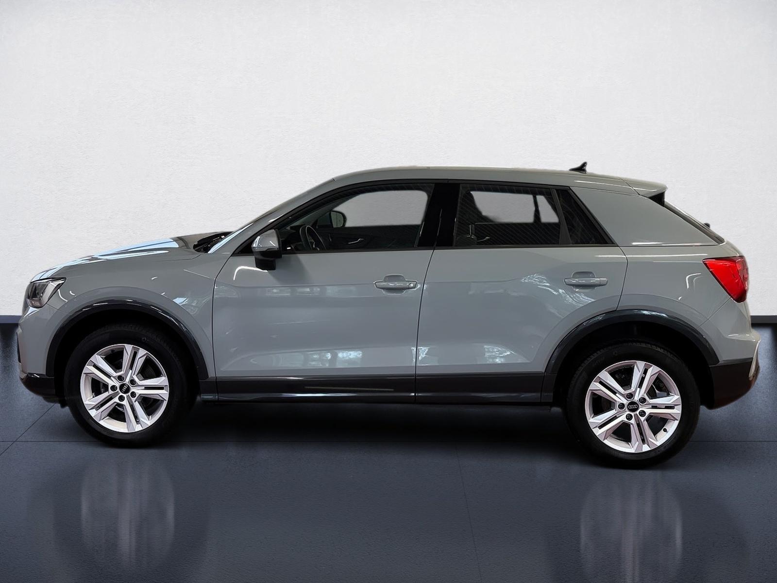 Audi Q2 35 TFSI advanced LED Navi ACC AHK RFK ACC AHK