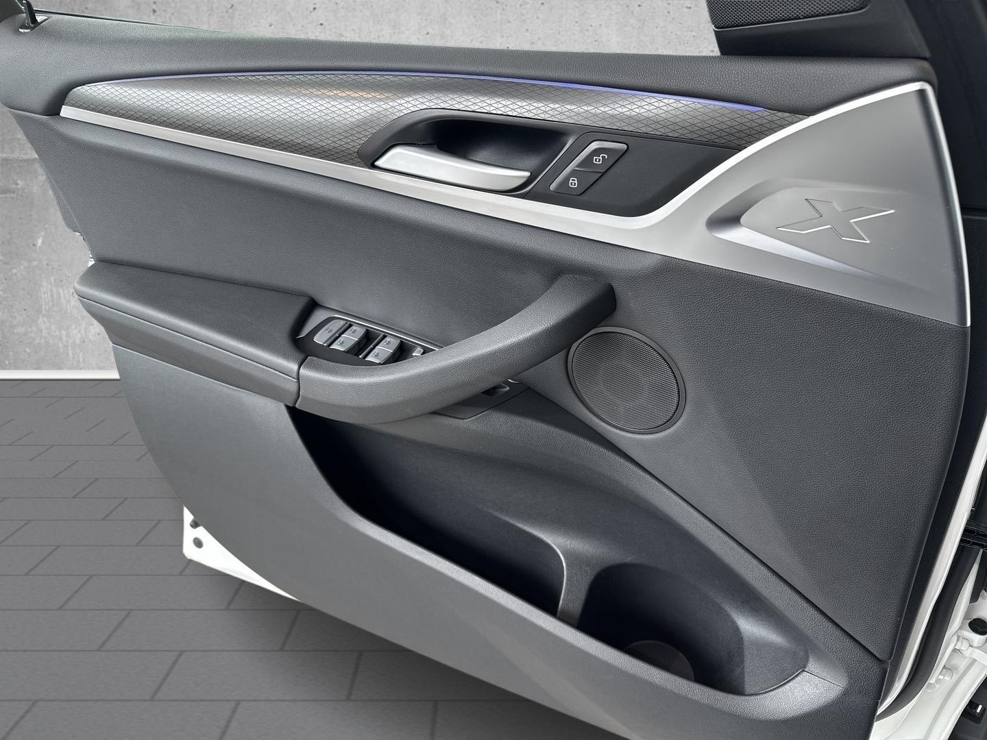 BMW X3 xDrive 20i Sportpaket Navi Digitales Cockpit 