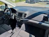 Volkswagen Sharan 2.0 TDI DSG Navi SHZ Pano 7Sitzer - Volkswagen Sharan: 2.0