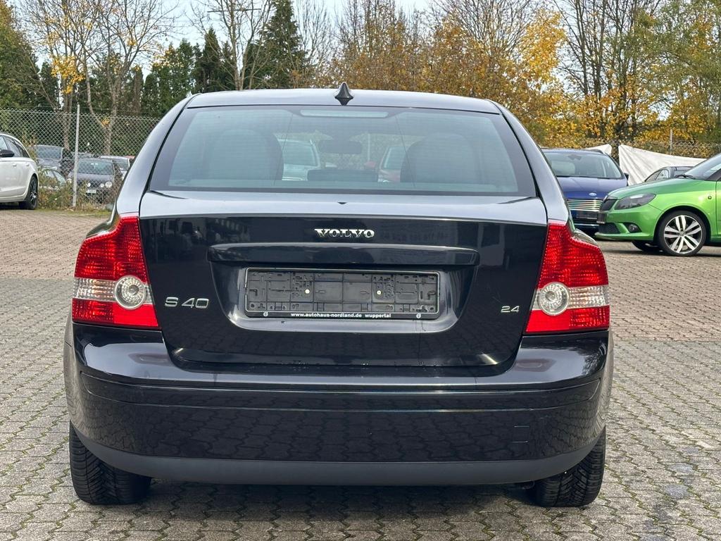 Volvo S40