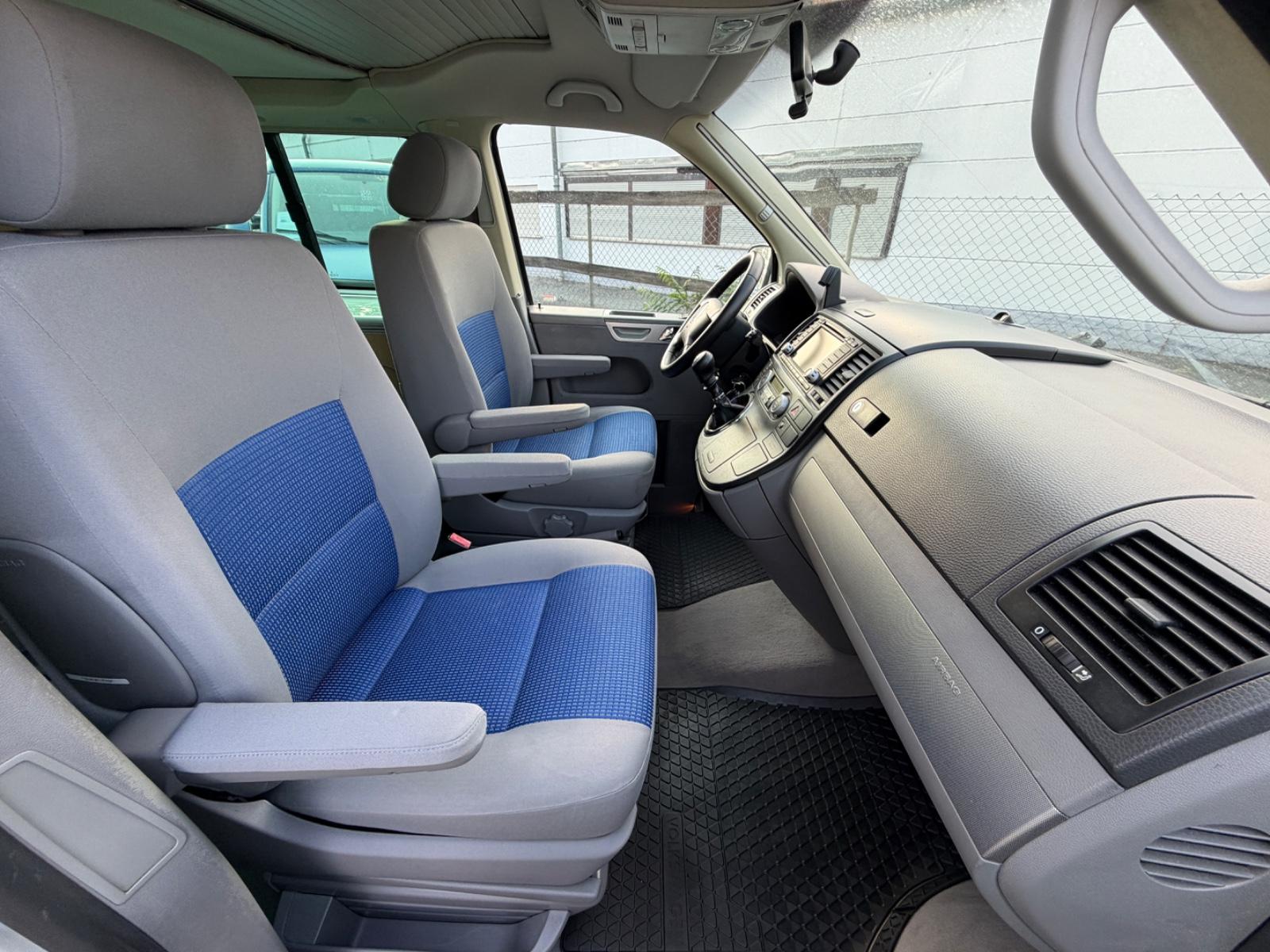 VOLKSWAGEN T5 CALIFORNIA COMFORTLINE 2.5 TDI 174ch BVM Sièges chauffants Toit relevable