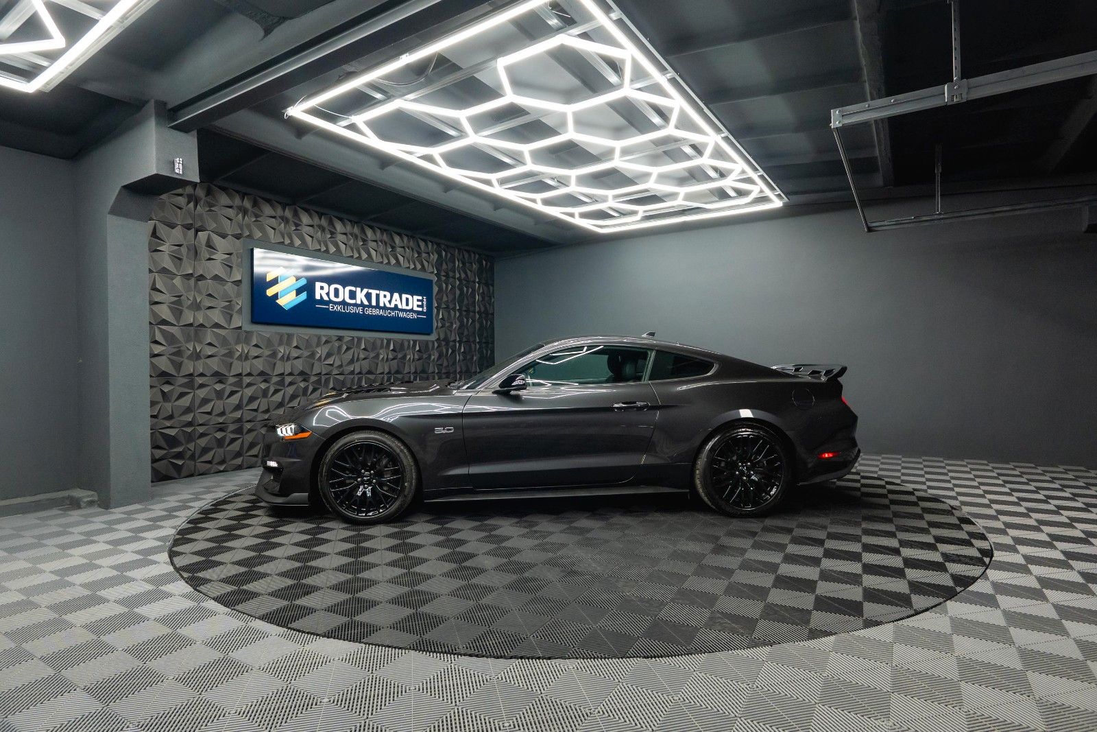 Fahrzeugabbildung Ford Mustang Shelby GT 500 5.0 V8 Performance CarPlay