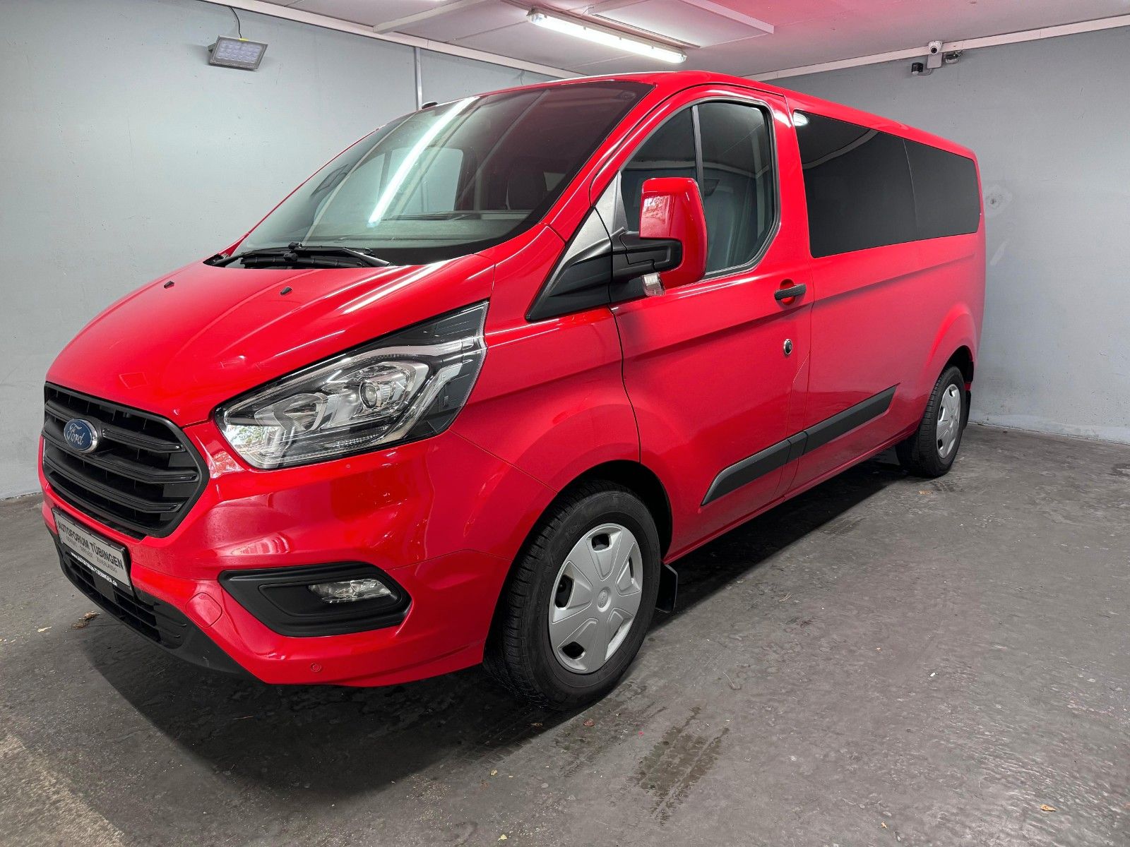 Fahrzeugabbildung Ford Transit Custom320 L2H1 AUTOM*KAMERA*KLIMA*9Sitze