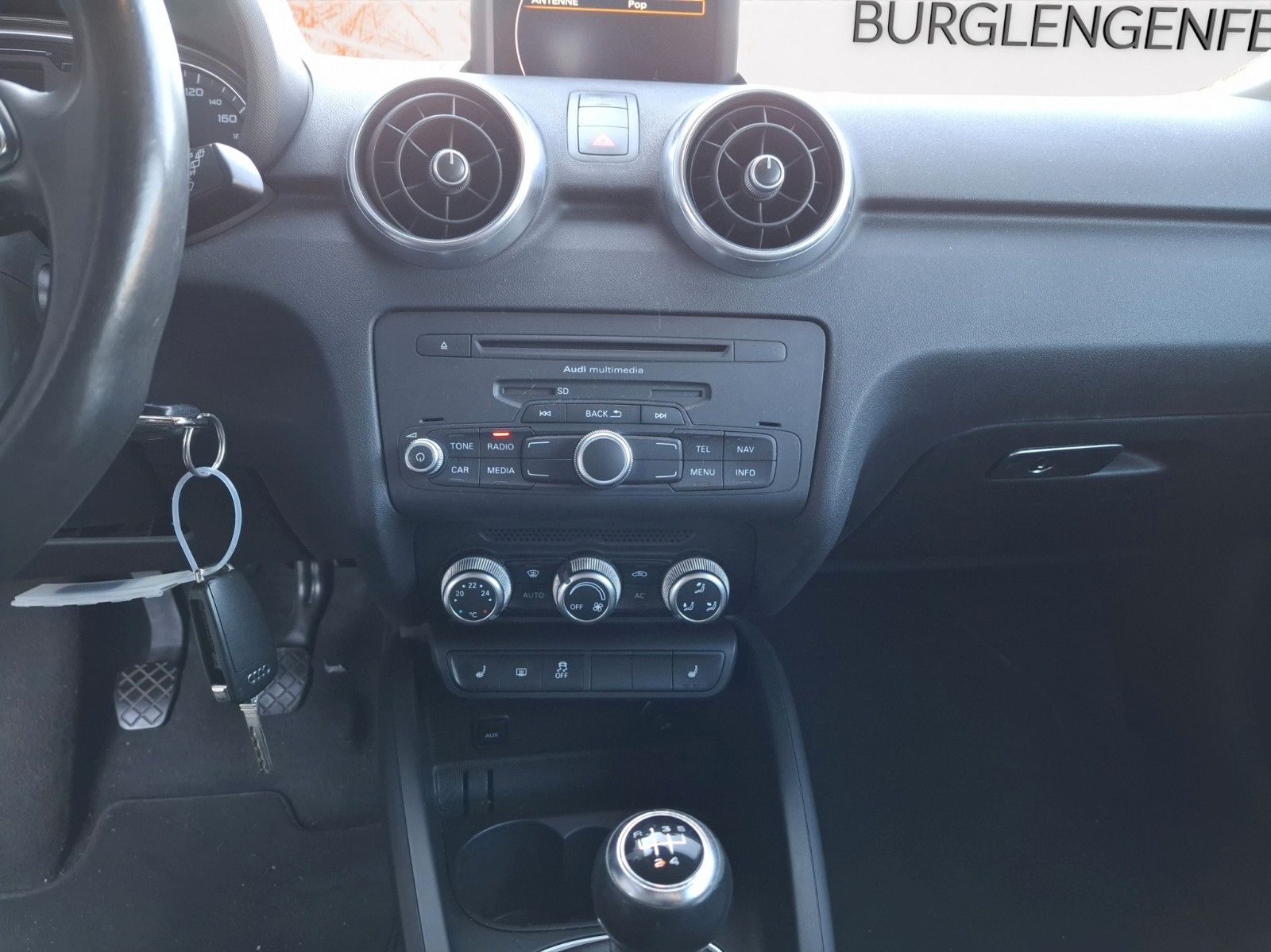 Fahrzeugabbildung Audi A1 ambition S-line