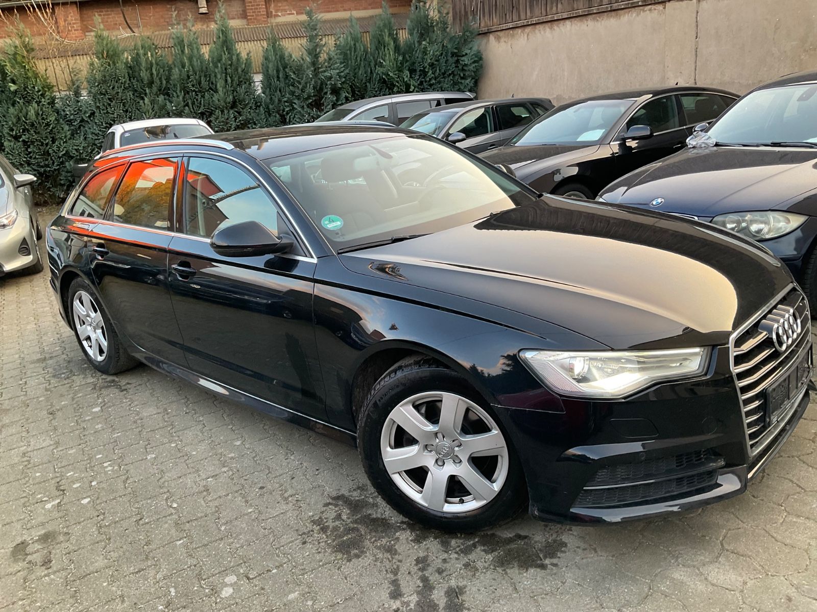 AUDI A6 1.8 TFSI,MwSt,DSG,NAVI,XENON,PDC,AHK,2xALU