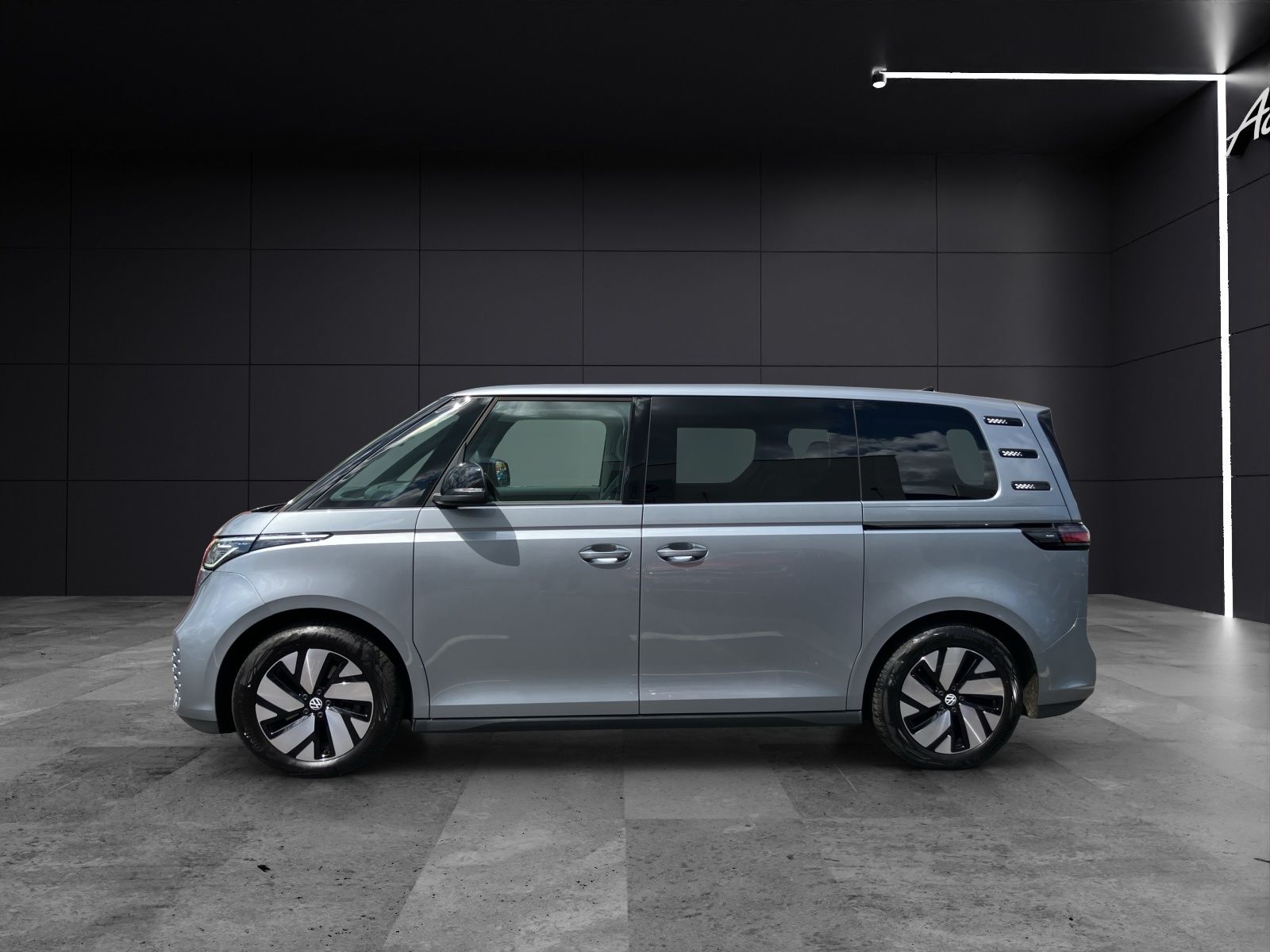 Fahrzeugabbildung Volkswagen ID.Buzz Pro Matrix AHK Navi ACC