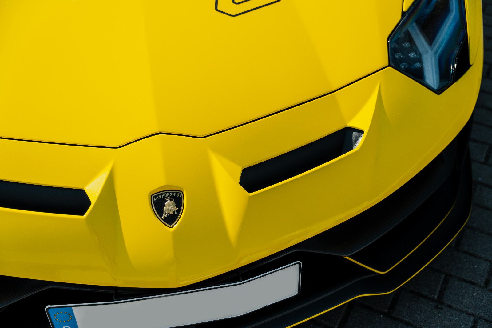 Fahrzeugabbildung Lamborghini Aventador SVJ*Traumauto*63er Design*NEUZUSTAND