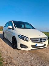 Mercedes-Benz B 180 d SCORE! SCORE!