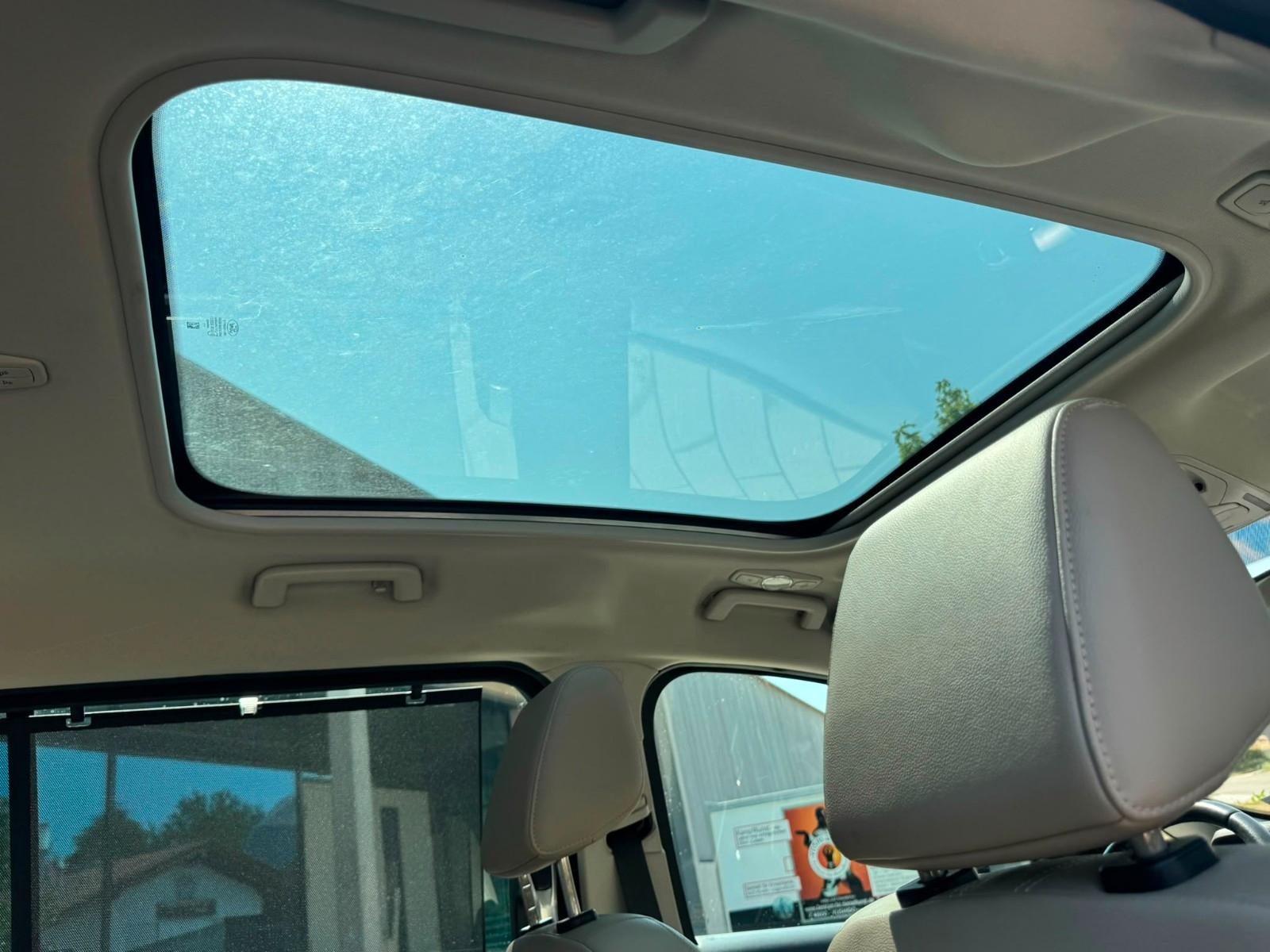 Ford Grand C-MAX 2011 — photo 19