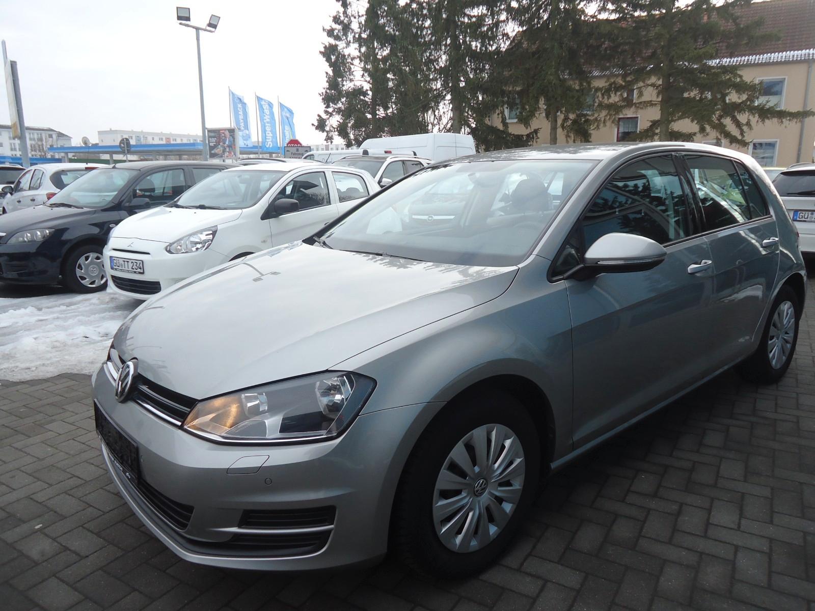 Volkswagen Golf VII Lim. Trendline BMT