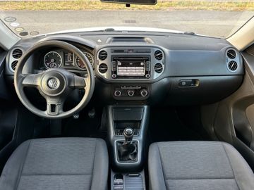 Volkswagen Tiguan - 6