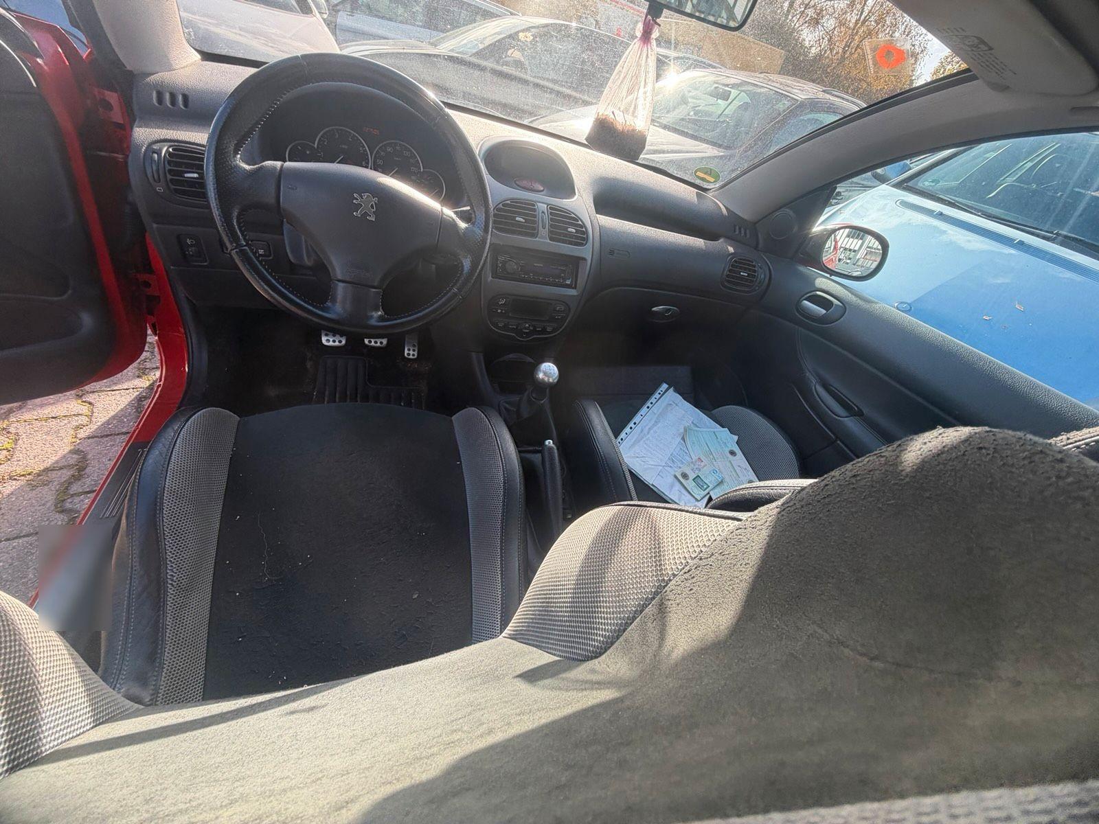 Peugeot 206