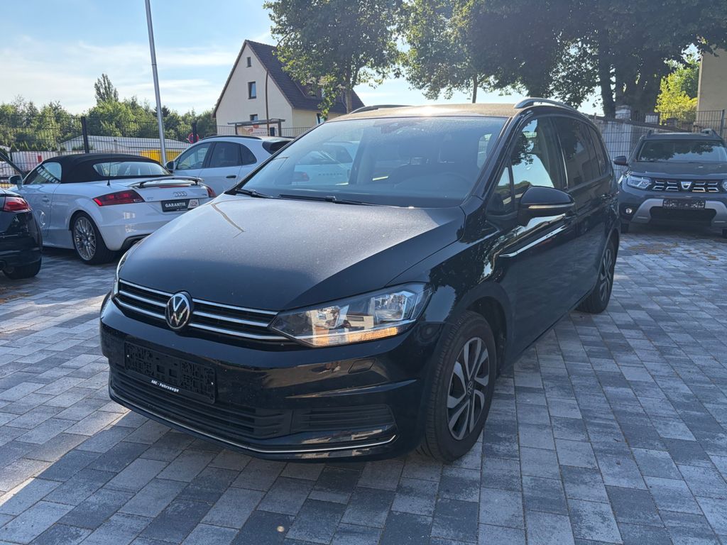 Image of Volkswagen Touran