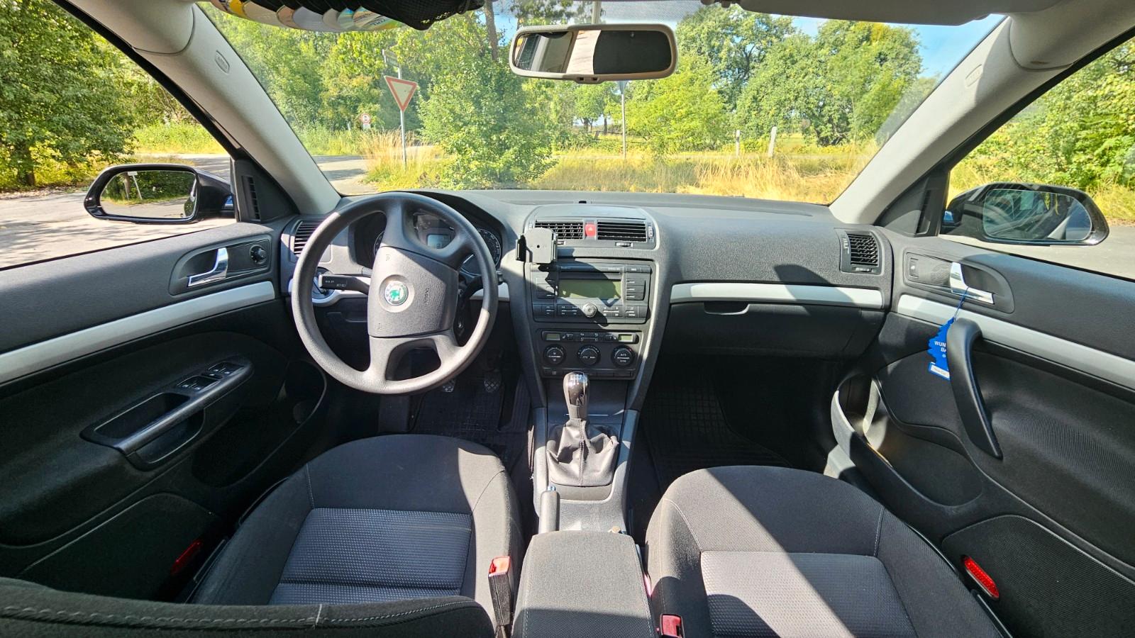 Skoda Octavia 2007 — photo 12