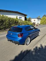 BMW M135i F21 Schalter-Estoril-Harman Kardon - gebrauchte BMW M135 aus dem Jahr 2014