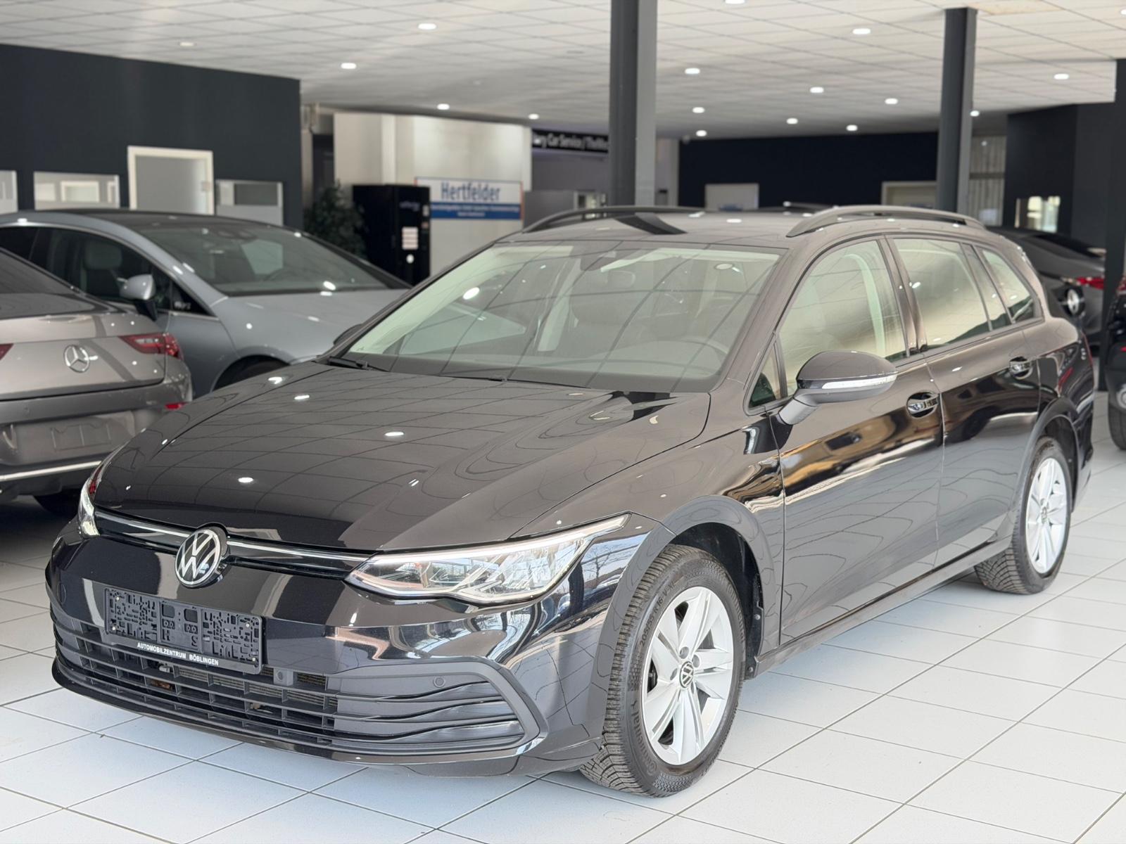 Volkswagen Golf VIII Variant Life*KAMERA*ACC*LED*STAND-H*