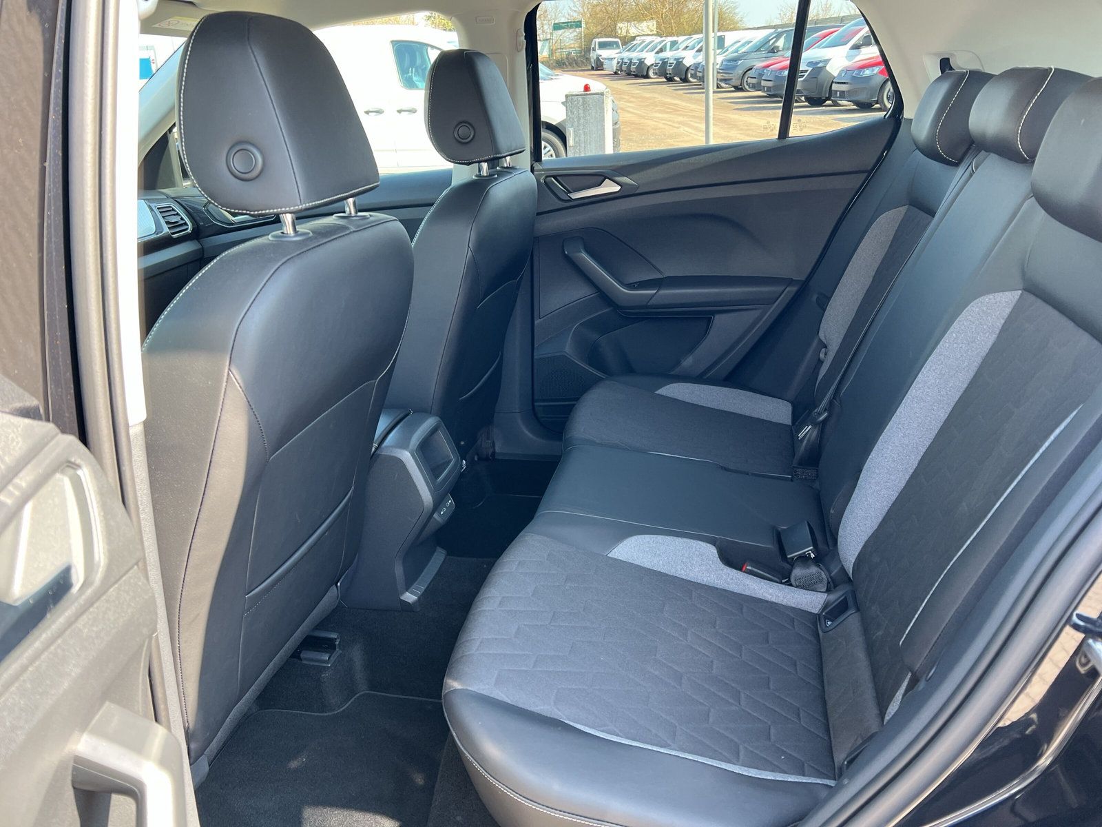 Volkswagen T-Cross - Bild 14