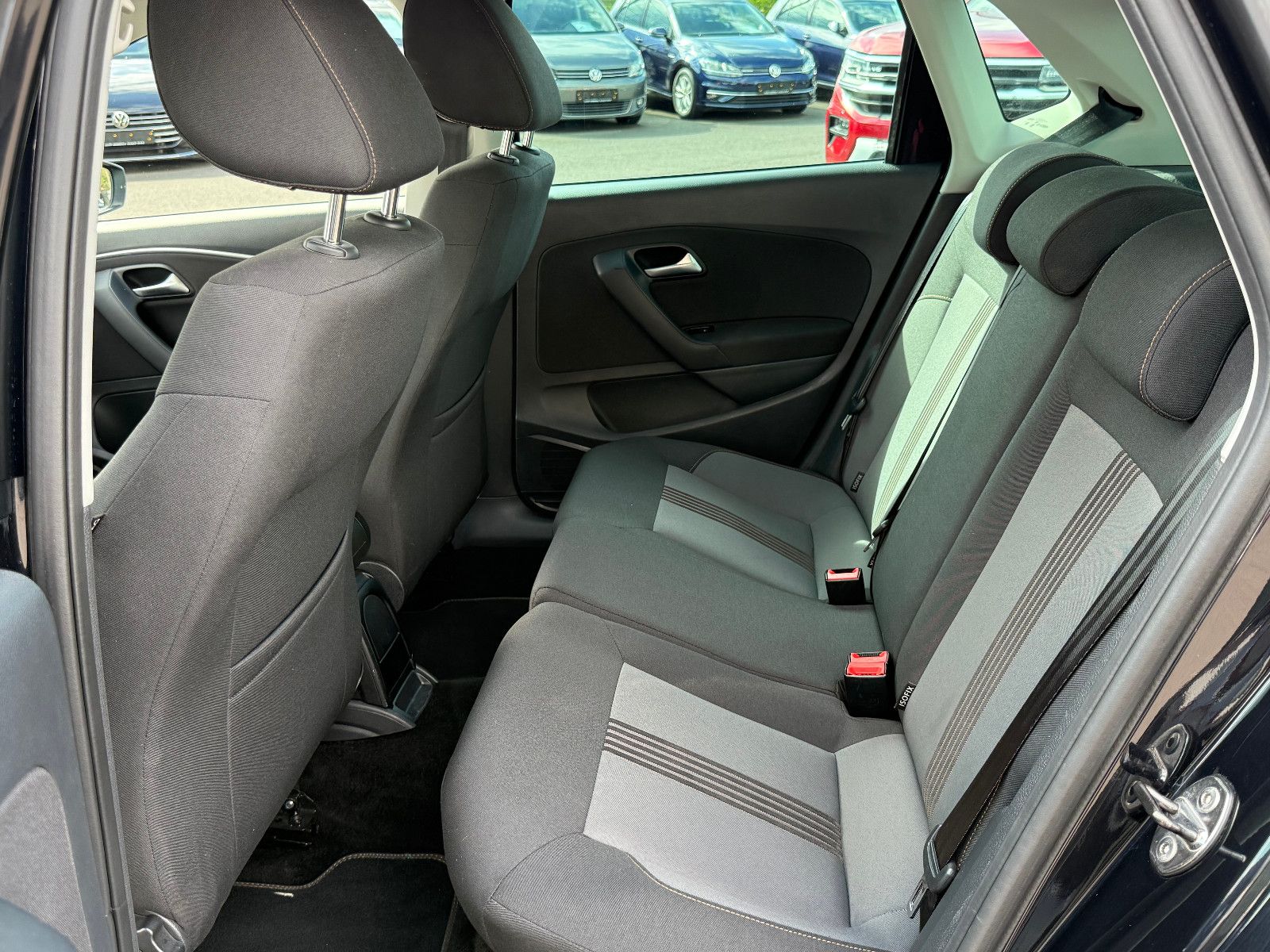 Fahrzeugabbildung Volkswagen Polo V Allstar 1.4 TDI Start-Stopp GRA Navi SHZ