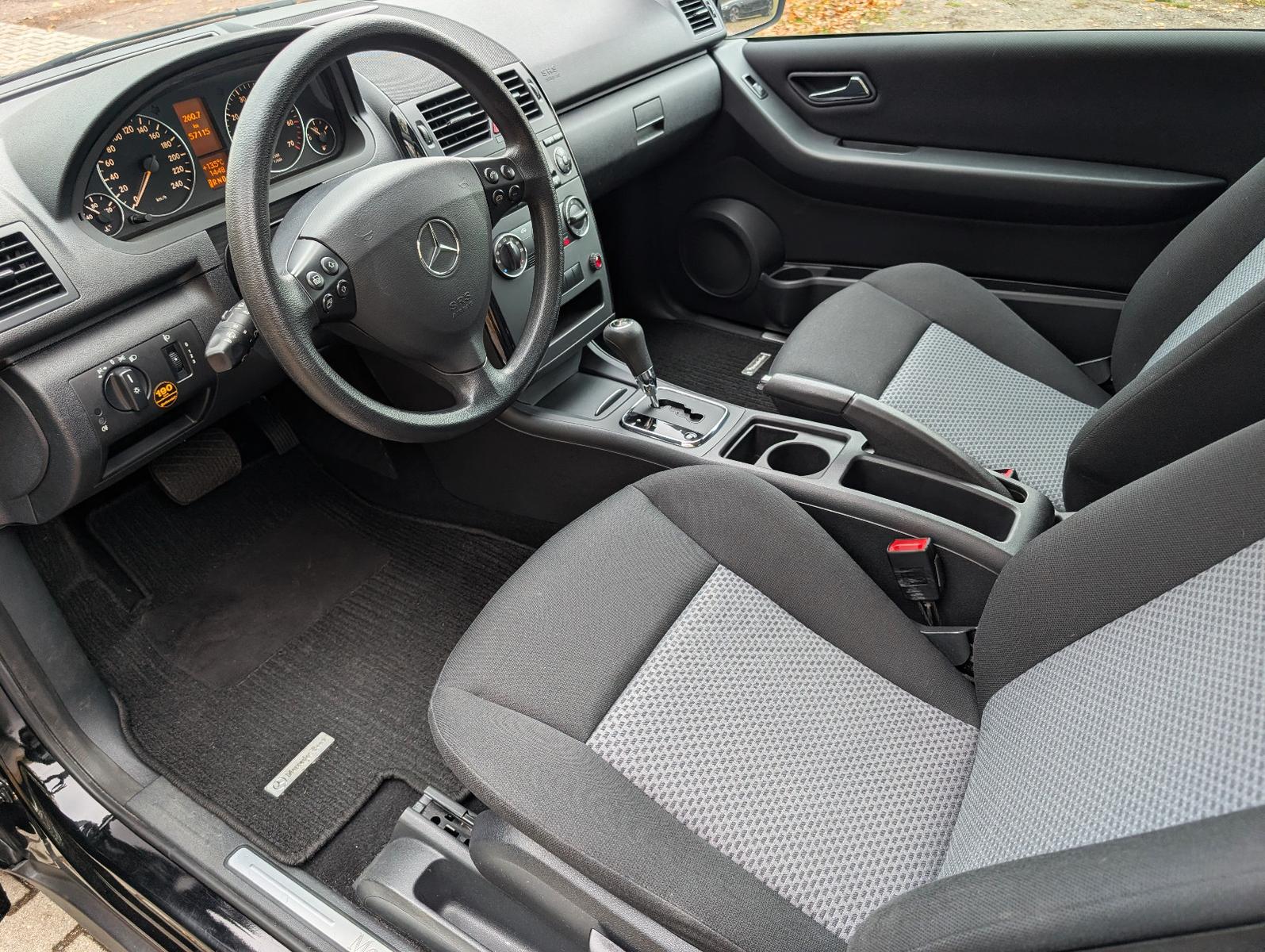 Mercedes-Benz A170 2005 — photo 7